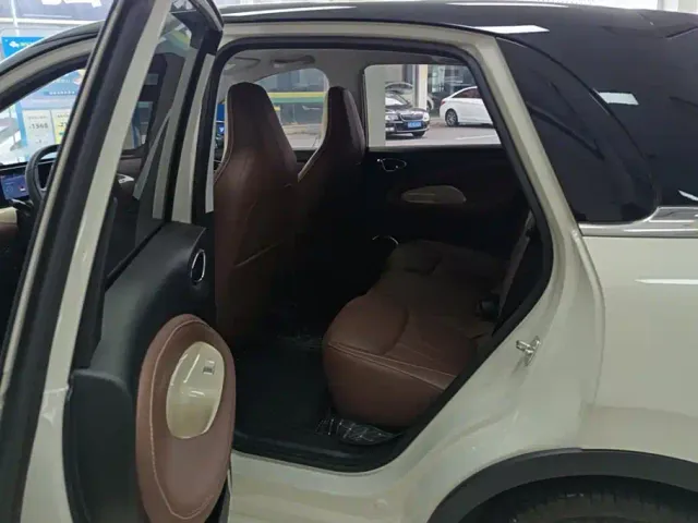 Wuling Bingo — Фото автомобиля 11