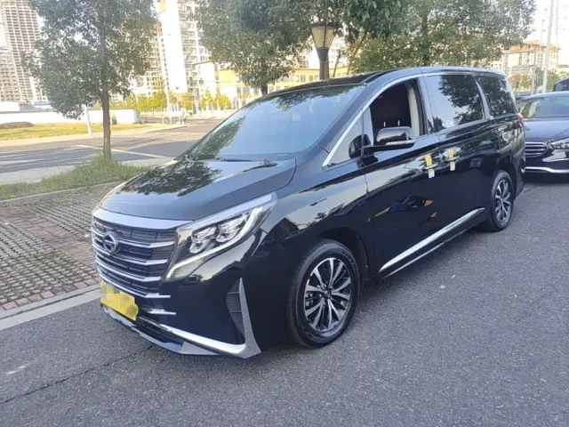 Фотография автомобиля — GAC Trumpchi M8