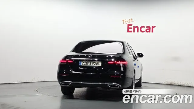 Mercedes-Benz E-Class W213 — Фото автомобиля 4