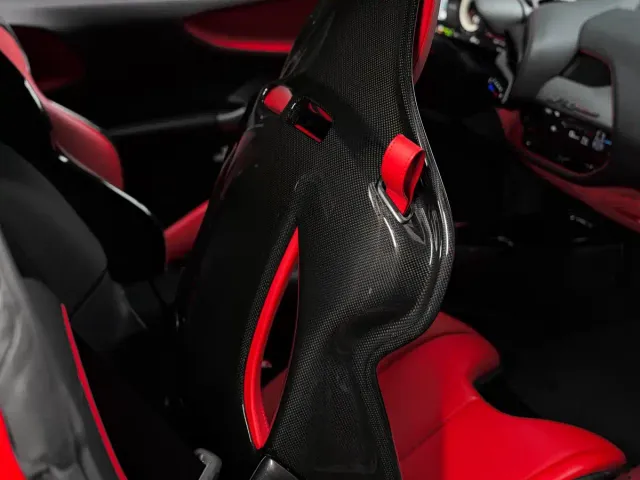 Ferrari SF90 — Фото автомобиля 24