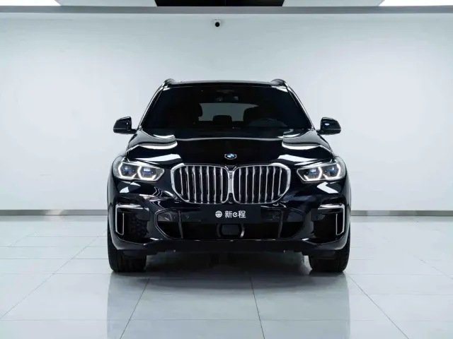 BMW X5 — Фото автомобиля 2