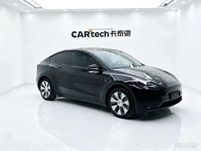 Tesla Model Y — Фото автомобиля 5