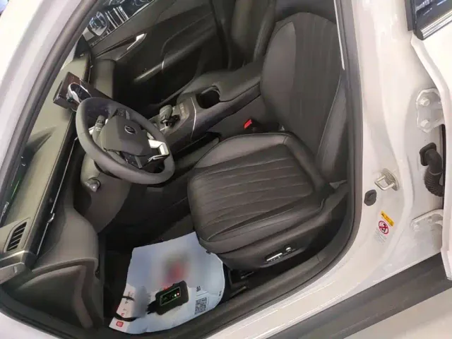 Changan Eado — Фото автомобиля 14