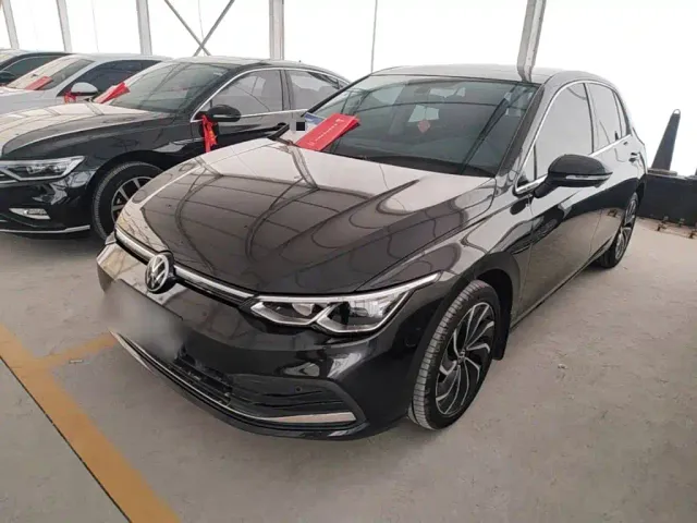 Фотография автомобиля — Volkswagen Golf