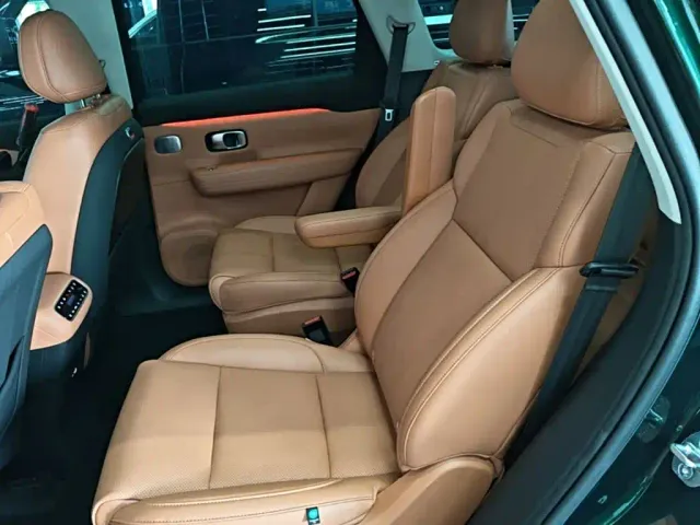 Leapmotor C16 — Фото автомобиля 16