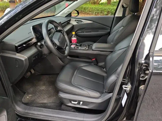 Wuling Starlight — Фото автомобиля 11