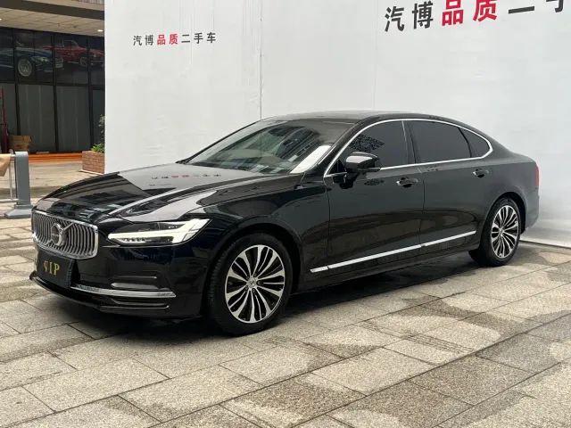 Фотография автомобиля — Volvo S90