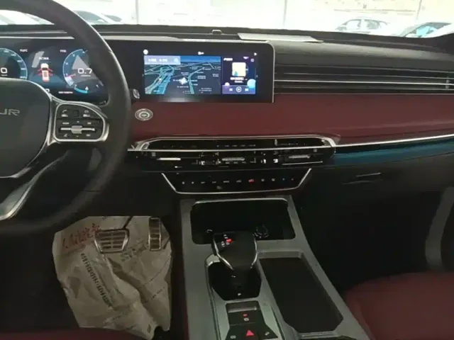 Jetour X70 Plus — Фото автомобиля 12
