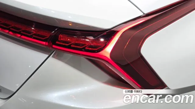 Kia K8 Hybrid — Фото автомобиля 8