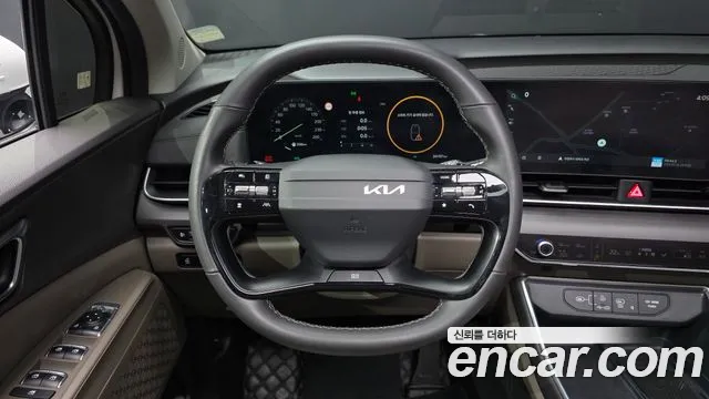 Kia Carnival Generation 4 — Фото автомобиля 18