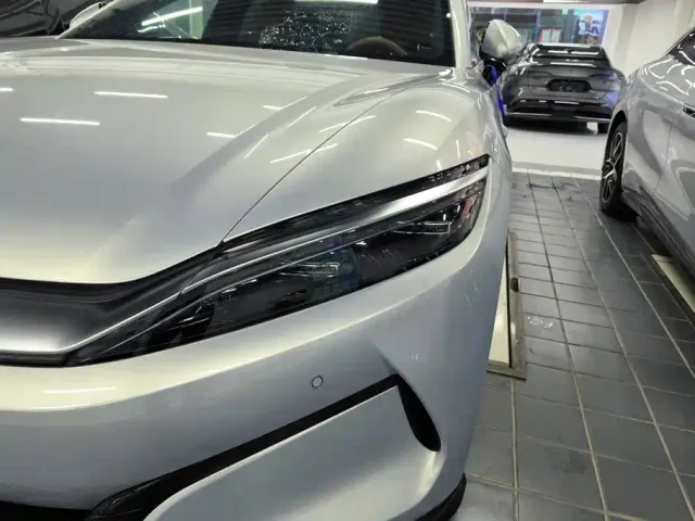 BYD Han L — Фото автомобиля 5