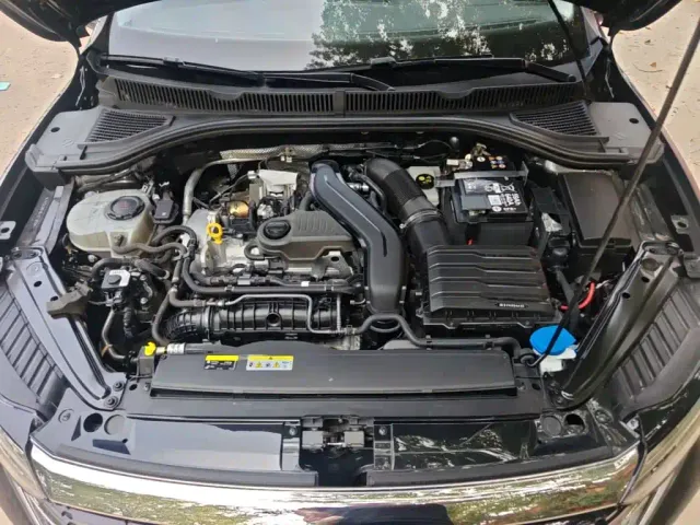 Volkswagen Sagitar — Фото автомобиля 15