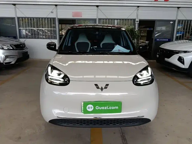 Wuling Bingo — Фото автомобиля 2