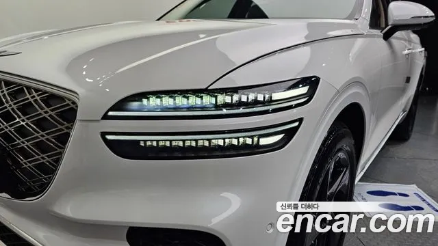 Genesis GV70 — Фото автомобиля 21