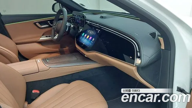 Mercedes-Benz E-Class — Фото автомобиля 13