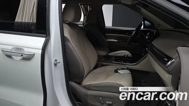 Kia Carnival 4th Gen — Фото автомобиля 18