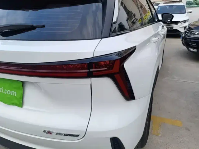 Changan CS75 Plus — Фото автомобиля 7