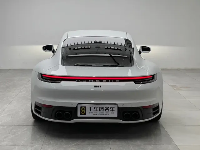 Porsche 911 — Фото автомобиля 5