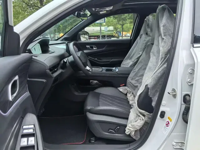 Changan CS55PLUS PHEV — Фото автомобиля 4