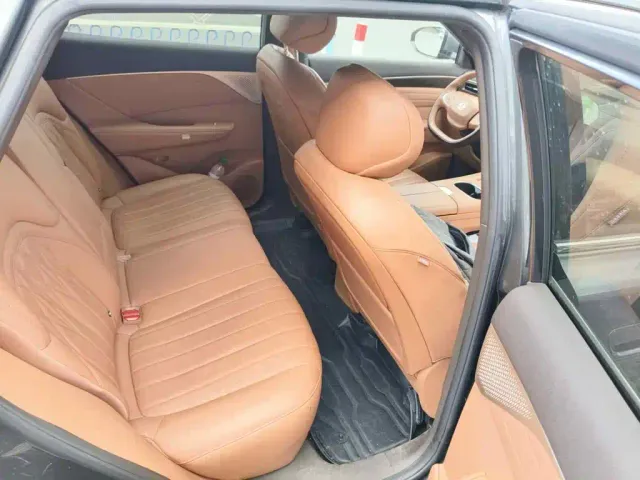 Dongfeng Aeolus L8 — Фото автомобиля 11