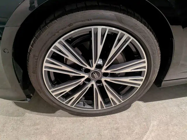 Audi A6L — Фото автомобиля 22