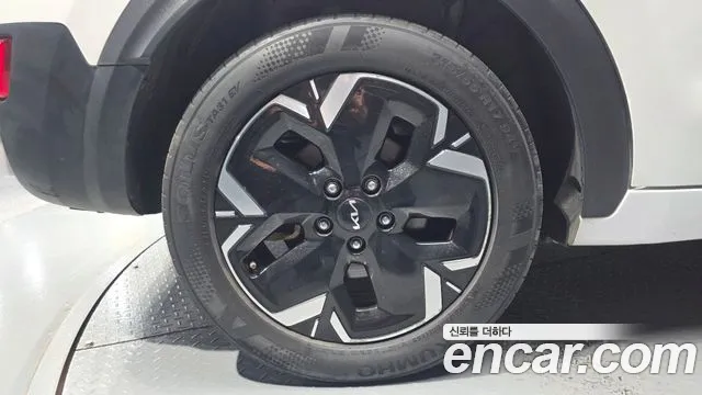 Kia Niro Niro (New) — Фото автомобиля 5