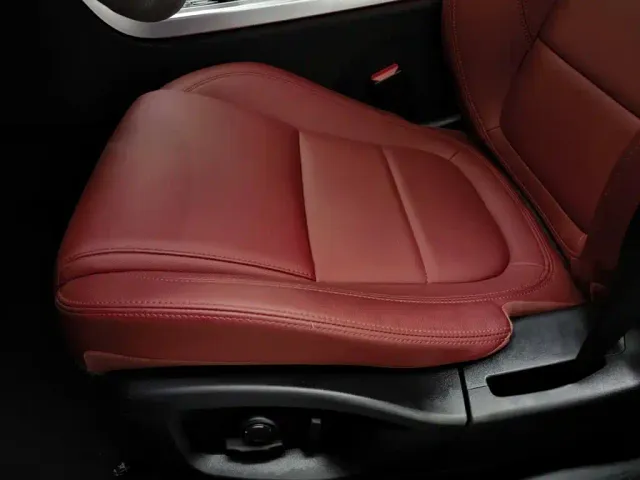 Jaguar XEL — Фото автомобиля 20
