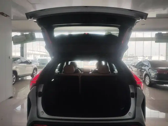 Geely Boyue — Фото автомобиля 18
