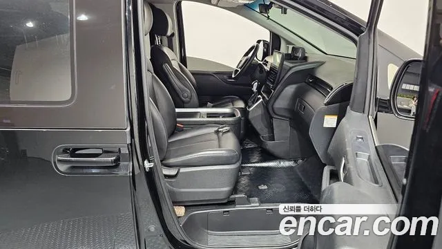 Hyundai Staria — Фото автомобиля 16