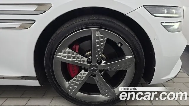 Genesis G80 RG3 — Фото автомобиля 6
