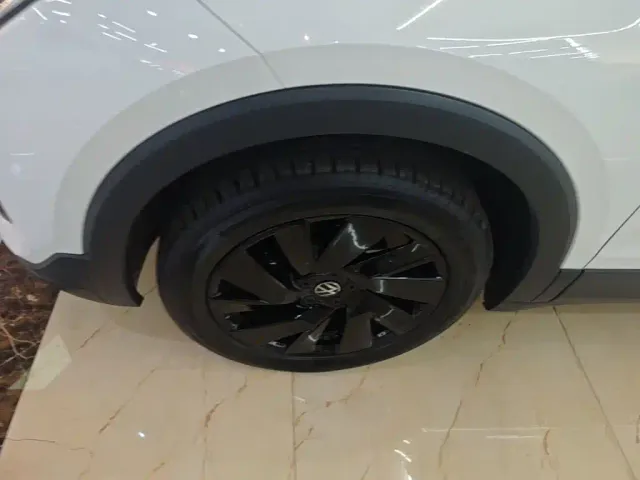 Volkswagen Tharu — Фото автомобиля 22