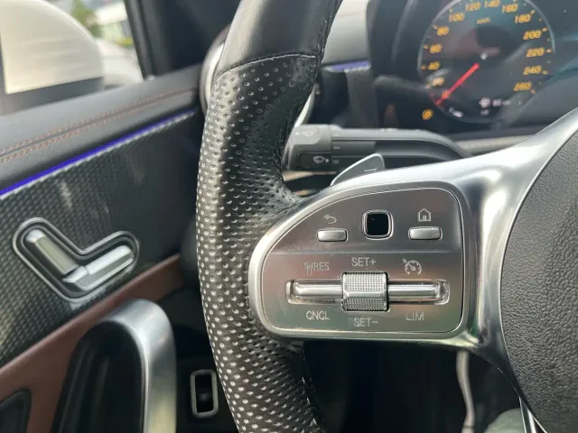 Mercedes-Benz A-Class — Фото автомобиля 18