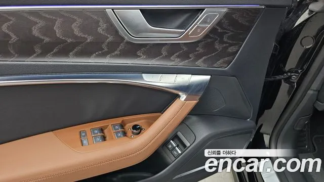 Audi A7 4K — Фото автомобиля 27