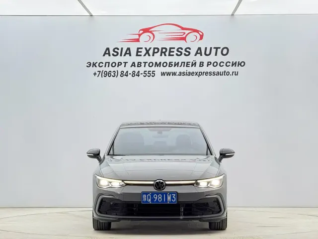 Volkswagen Golf — Фото автомобиля 2