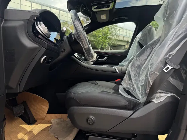 Mercedes-Benz EQS SUV — Фото автомобиля 9