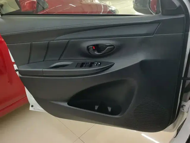 Toyota Vios FS — Фото автомобиля 7
