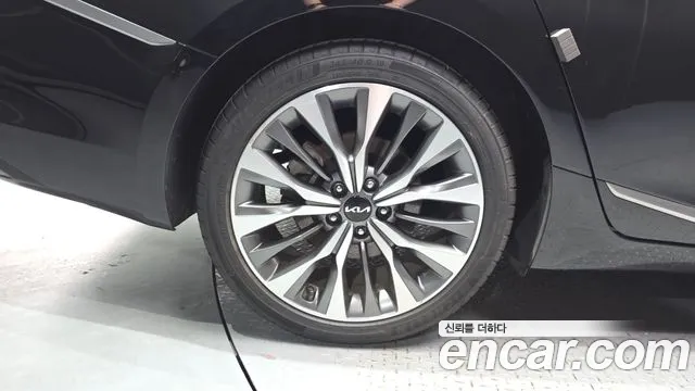 Kia K8 2.5 Бензин 2WD — Фото автомобиля 5