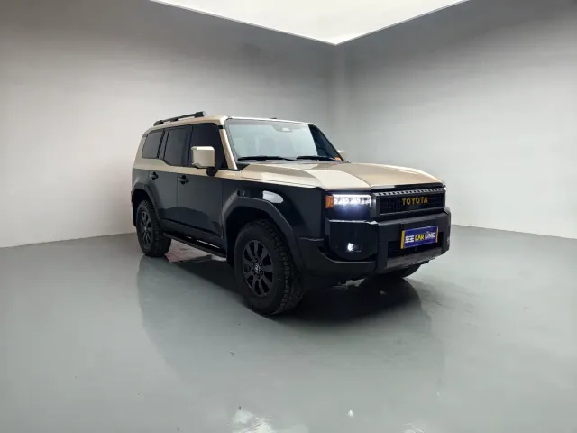 Toyota Prado — Фото автомобиля 3
