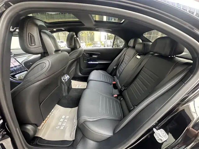 Mercedes-Benz C-Class — Фото автомобиля 9