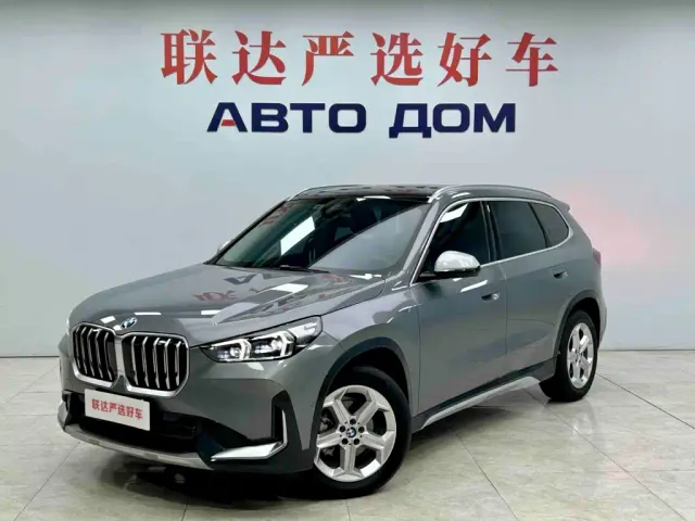 Фотография автомобиля — BMW X1