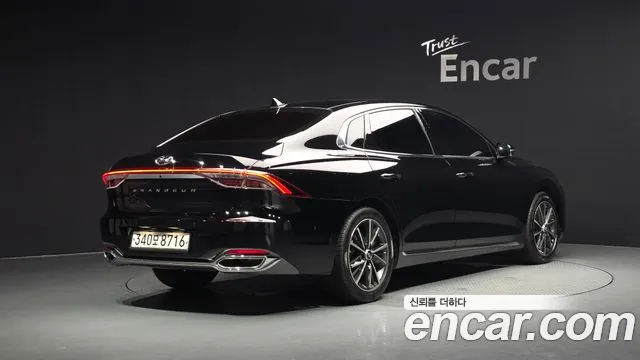 Hyundai Grandeur — Фото автомобиля 2