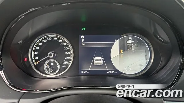 Genesis GV70 2.5T Бензин 2WD — Фото автомобиля 8