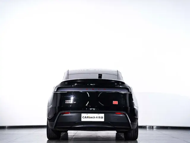 Tesla Model Y — Фото автомобиля 29