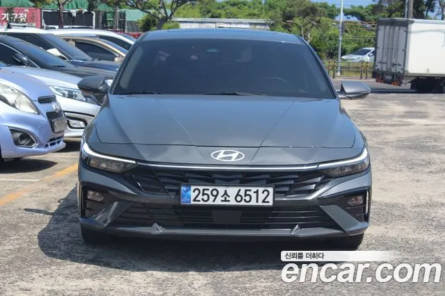 Фотография автомобиля — Hyundai AVANTE
