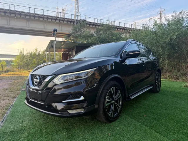 Фотография автомобиля — Nissan Qashqai