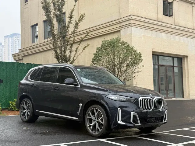 BMW X5 — Фото автомобиля 3