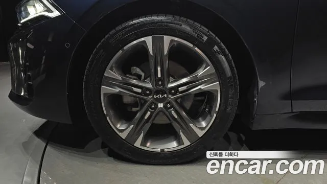 Kia K5 Signature — Фото автомобиля 4
