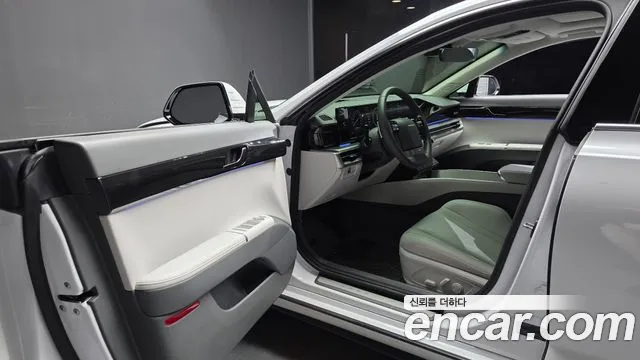 Hyundai Grandeur GN7 — Фото автомобиля 10