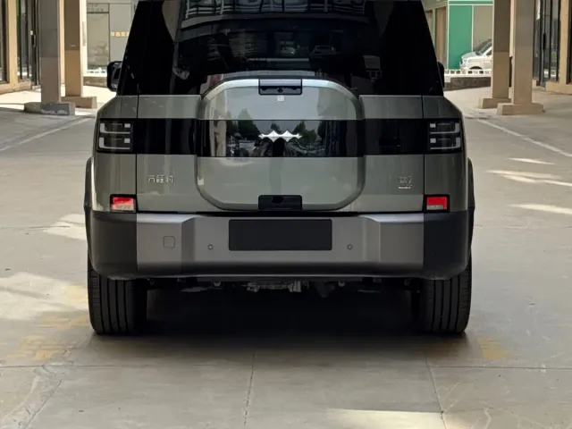 BYD FangChengBao Titanium 7 — Фото автомобиля 12