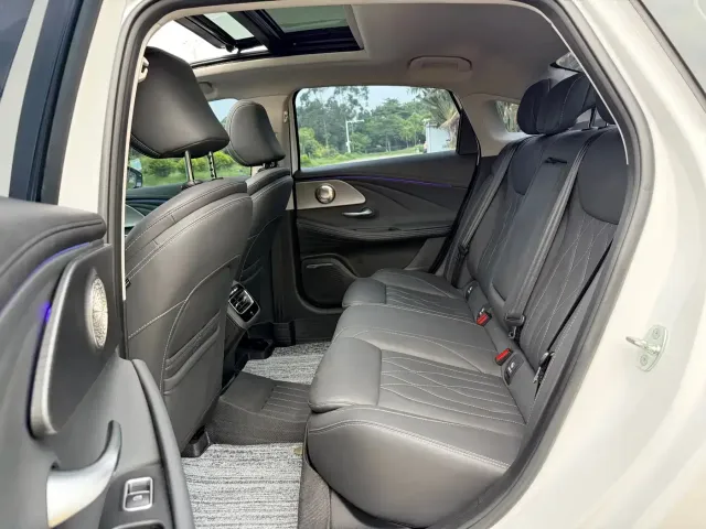 Chery Arrizo 8 — Фото автомобиля 5